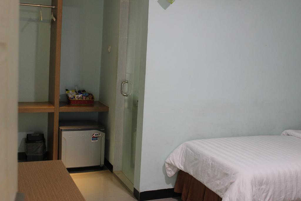Amaliun Hotel Medan Exterior foto