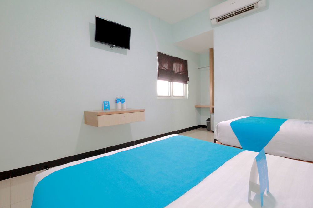 Amaliun Hotel Medan Exterior foto