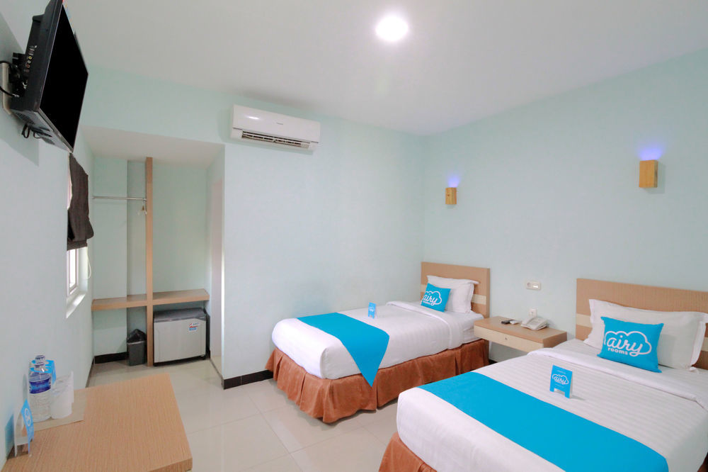 Amaliun Hotel Medan Exterior foto